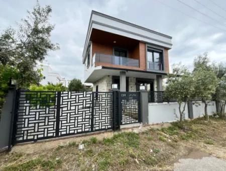 Single Detached Luxury For Sale In Doğanbey 3 1 Villa
