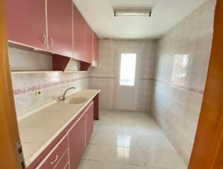 2 1 Apartment For Rent In The Center Of The Bazaar In Ürkmez