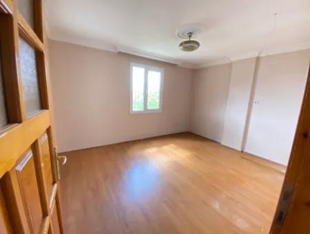 2 1 Apartment For Rent In The Center Of The Bazaar In Ürkmez