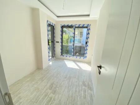 2 1 Villa With Large Garden For Sale In Ürkmez