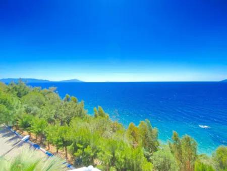 2 1 Villas For Rent In Seferihisar Banksis Complex With 2 Private Beaches