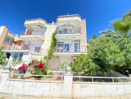 2 1 Villas For Rent In Seferihisar Banksis Complex With 2 Private Beaches