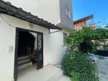 2 1 Apartment For Sale With Garden In Seferihisar Ürkmez