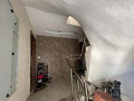 2 1 Apartment For Sale With Garden In Seferihisar Ürkmez