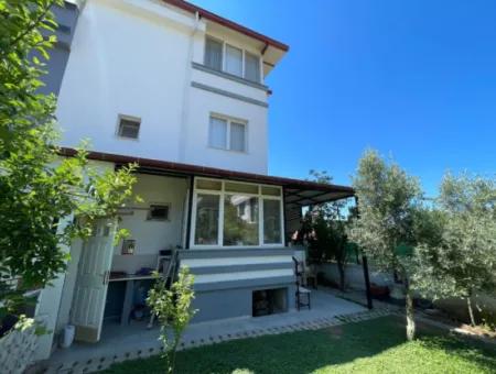 Single Detached 4 1 Villa Within 205 Meters In Doğanbey