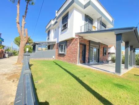 Doganbet Ataturk Mh.de 3 1 Villa For Sale With Full Sea Garden