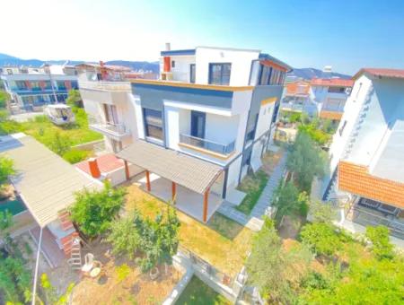 3 1 Villa For Sale In Doganbey 300 M2 To The Sea With Large Garden