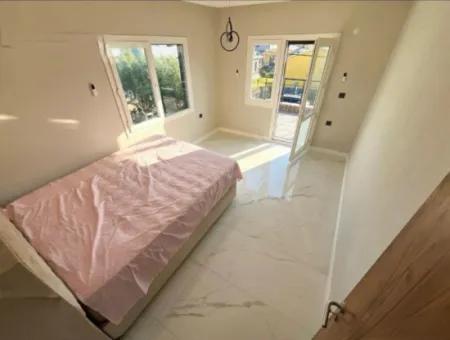 Tekdetached Villa In 307M2 50M From The Sea In Doğanbey