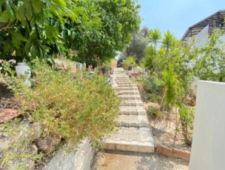 1 1 Apartment For Sale With Corner Façade On The Sea Side In Seferihisar Ürkmez