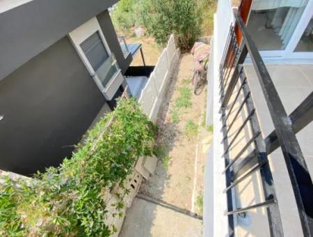 1 1 Apartment For Sale With Corner Façade On The Sea Side In Seferihisar Ürkmez