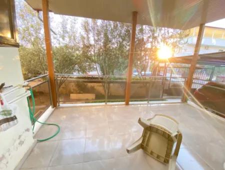 Ground Floor Apartment In The Center Of Ürkmez 350Mt Parking Garage To The Sea 2 1