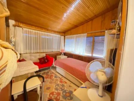 Detached With Large Garden In A Complex In Seferihisar Doganbey.4 1 Villa For Sale