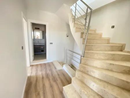 2 1 Villa For Sale With Full Sea Garden In Seferihisar Ürkmez