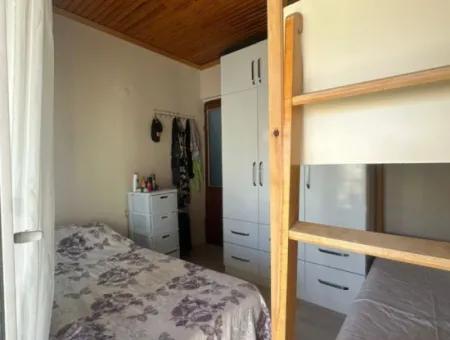 Villa With Large Garden On The Beachfront In Ozdere