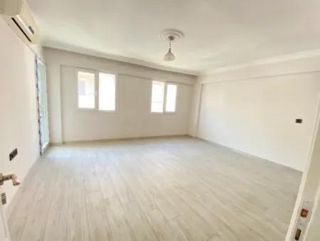 2 1 Affordable Investment Apartment For Sale 100M To The Beach In Ürkmez Center