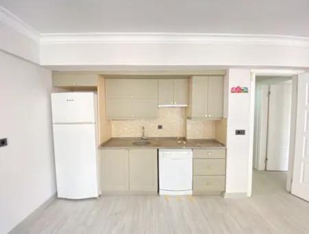 2 1 Affordable Investment Apartment For Sale 100M To The Beach In Ürkmez Center