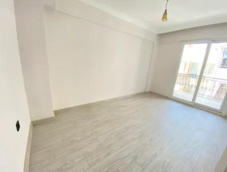 2 1 Affordable Investment Apartment For Sale 100M To The Beach In Ürkmez Center