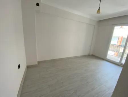 2 1 Affordable Investment Apartment For Sale 100M To The Beach In Ürkmez Center