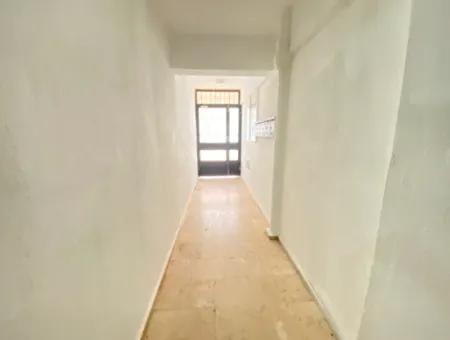 2 1 Affordable Investment Apartment For Sale 100M To The Beach In Ürkmez Center