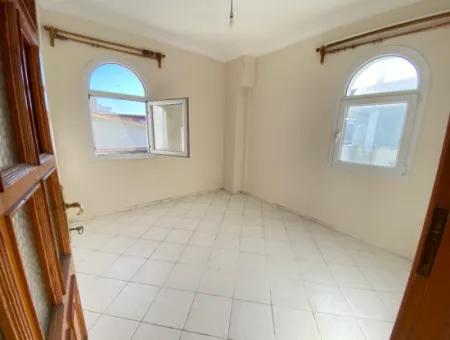 2 1 Flat For Rent On The Main Street In Ürkmez With Open View