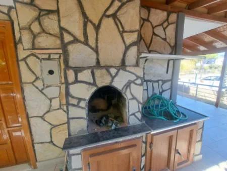 4 1 Villa For Sale In Seferihisar Doğanbey Within Walking Distance Of The Sea