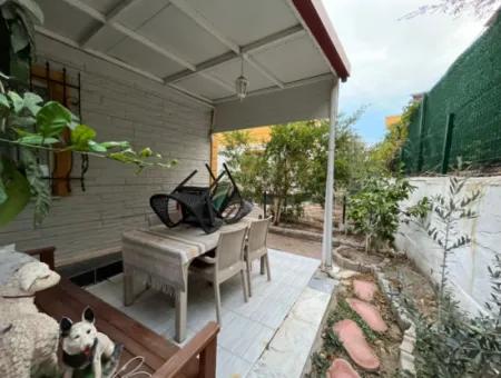 Furnished 2 1 Flats With Garden In Seferihisar Payamli