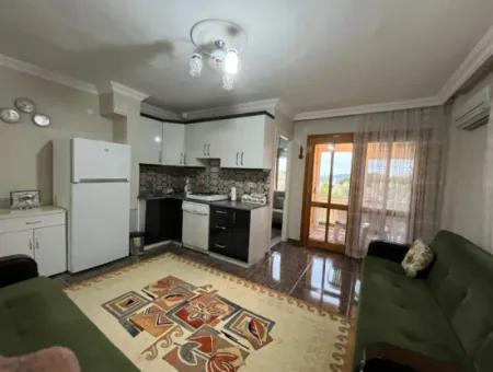 Furnished 2 1 Flats With Garden In Seferihisar Payamli