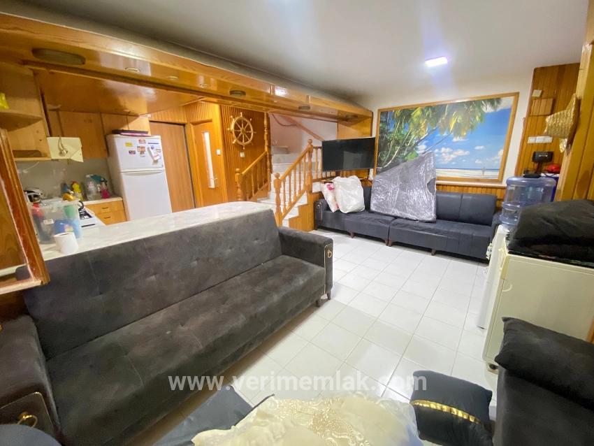 Для продажи Вилла 4+1 в Cumhuriyet Seferihisar Doğanbey - 230 m²