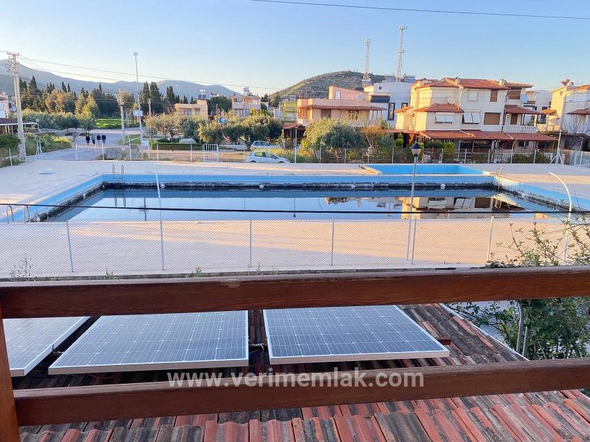 Для продажи Вилла 4+1 в Cumhuriyet Seferihisar Doğanbey - 230 m²
