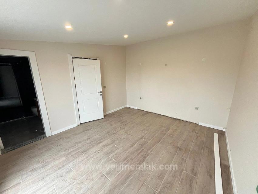 Отдельно Стоящая Вилла С Фруктовым Садом, В 500 Метрах От Моря В Гюмюльдюр Февзи Чакмак.