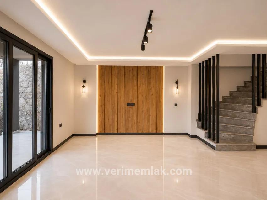 Для продажи Вилла 3+1 в Atatürk Seferihisar Doğanbey - 190 m²