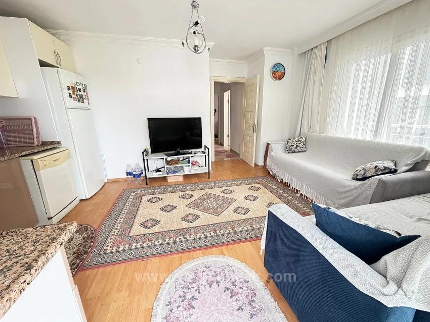 Сеферихисар Уркмез Мерсин Alanı Квартал Продается 2+1 Квартира - 80 М²