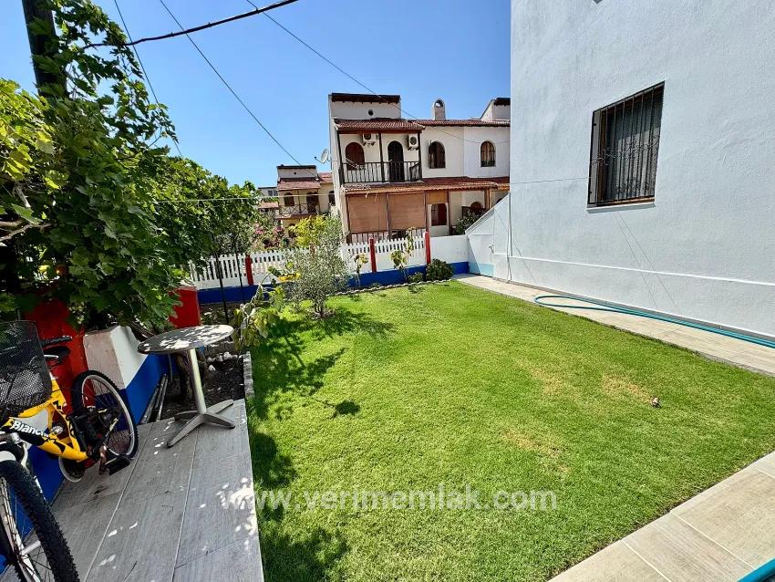 Для продажи Вилла 3+1 в Cumhuriyet Seferihisar Doğanbey - 220 m²