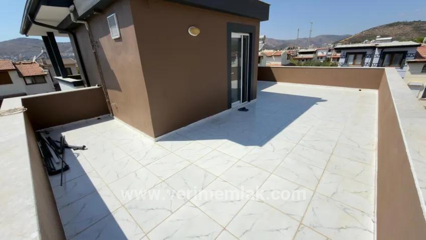 Для продажи Вилла 3+1 в Cumhuriyet Seferihisar Doğanbey - 160 m²