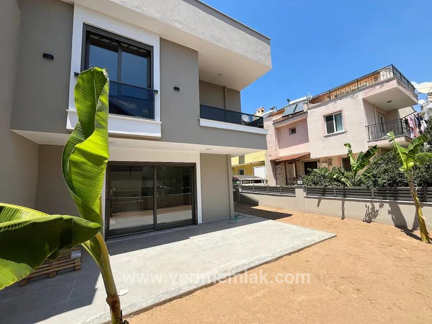 Для продажи Вилла 3+1 в Çukuraltı Menderes Özdere - 165 m²