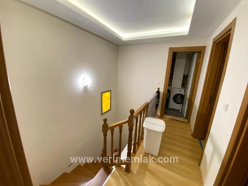 Для продажи Вилла 3+1 в Mersin Alanı Seferihisar Ürkmez - 250 m²
