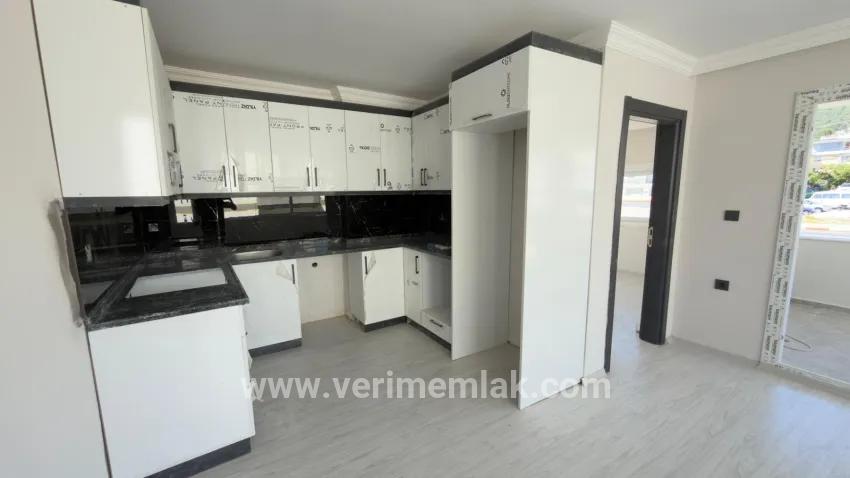 Для продажи Квартира 4+2 в Çukuraltı Menderes Özdere - 200 m²