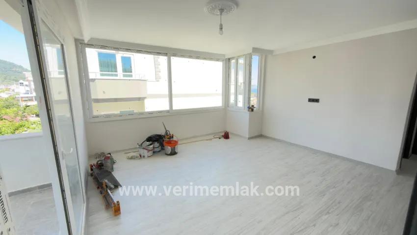 Для продажи Квартира 4+2 в Çukuraltı Menderes Özdere - 200 m²