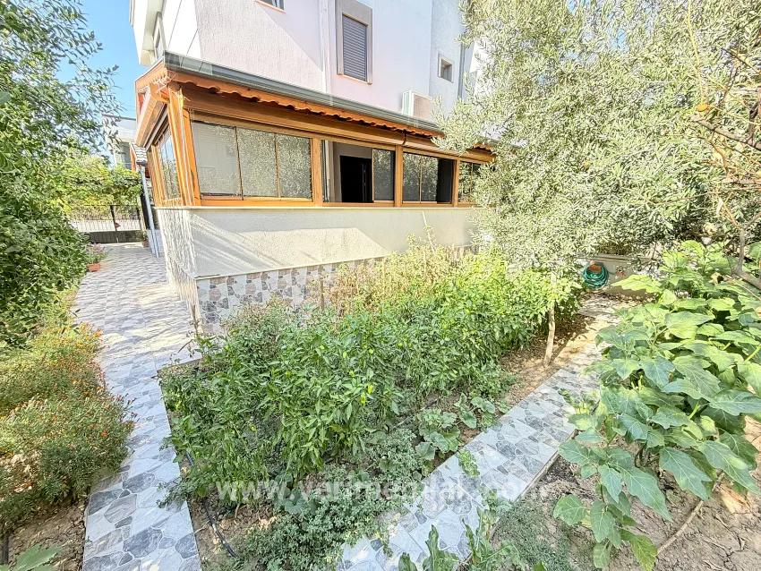 Для продажи Вилла 3+1 в Cumhuriyet Seferihisar Doğanbey - 215 m²