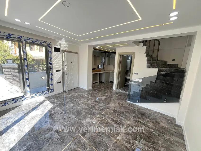 Для продажи Вилла 3+1 в Çukuraltı Menderes Özdere - 185 m²