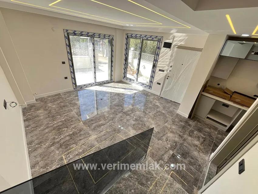 Для продажи Вилла 3+1 в Çukuraltı Menderes Özdere - 185 m²