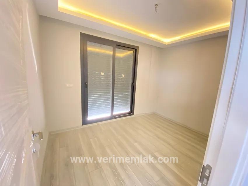 Для продажи Вилла 4+1 в Tepecik Seferihisar - 256 m²