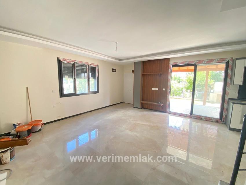 Для продажи Вилла 3+1 в Payamlı Seferihisar Doğanbey - 150 m²