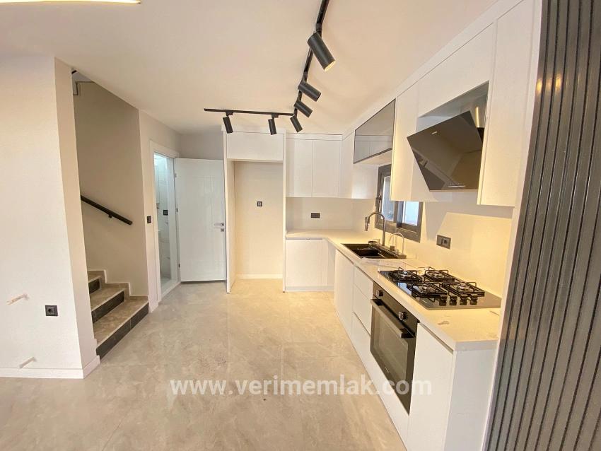 Для продажи Вилла 3+1 в Orta Menderes Özdere - 165 m²
