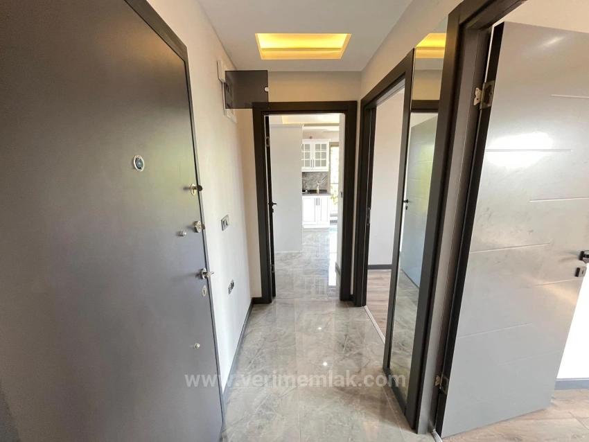 Продаётся Квартира 1+1 В Оздере, 2 Этаж, Открытая Парковка, Лифт, 200 М До Моря