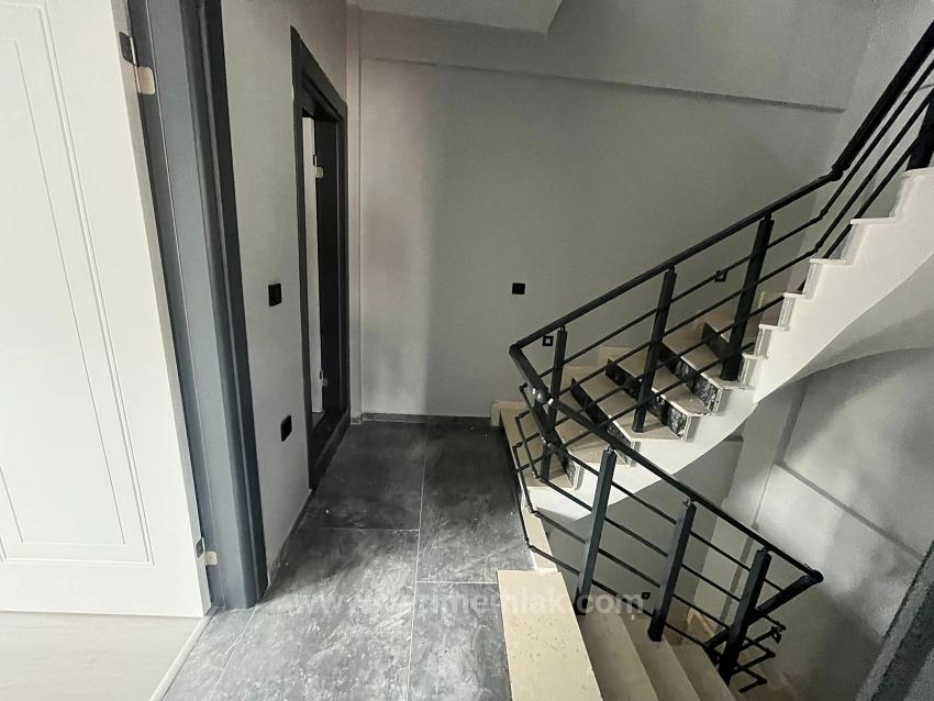 Ультра-Роскошная Вилла С Большим Садом, В 30 Метрах От Моря В Оздере