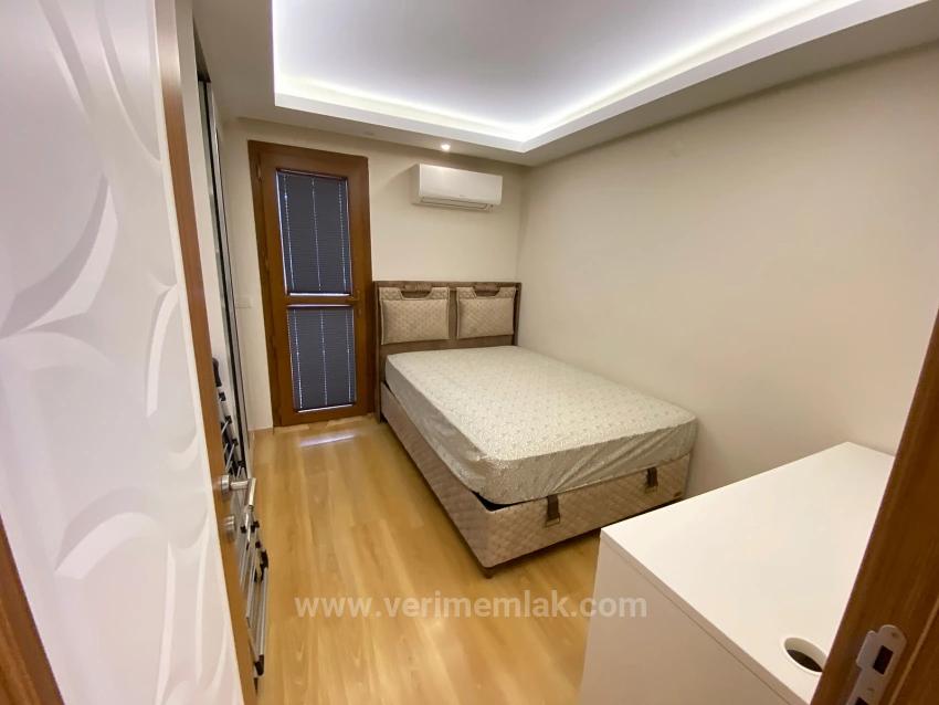 Вилла 3+1 На Продажу В Уркмезе, Измир, В 50 М От Пляжа Бахчели, Бесплатно