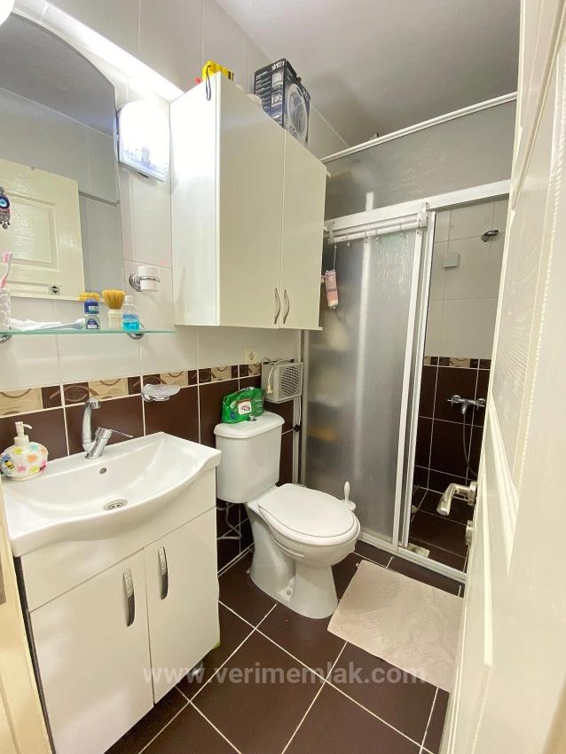 Продаётся Квартира 2+1 В Центре Сеферихисара, Уркмез, 200 М От Пляжа, Без Расходов