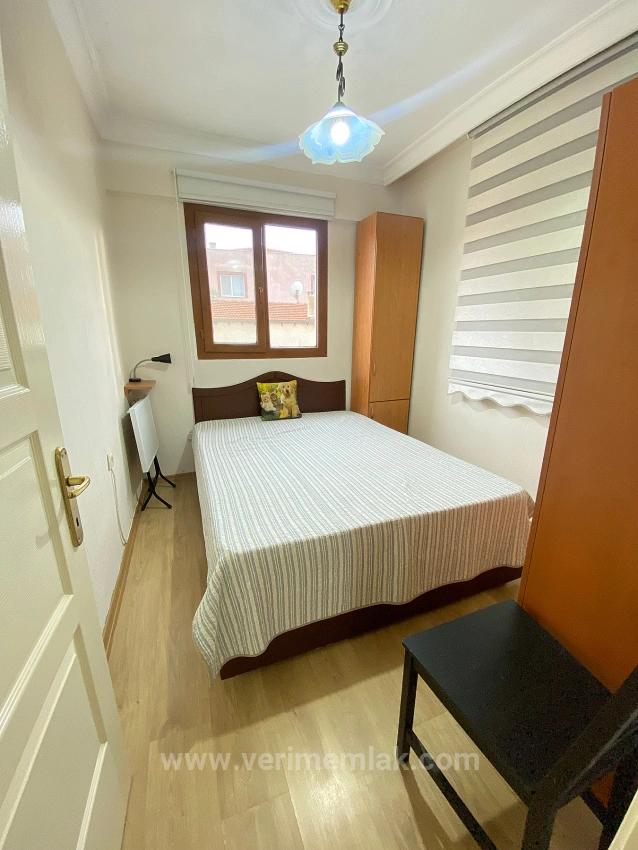 Продаётся Квартира 2+1 В Центре Сеферихисара, Уркмез, 200 М От Пляжа, Без Расходов