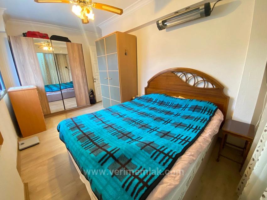 Продаётся Квартира 2+1 В Центре Сеферихисара, Уркмез, 200 М От Пляжа, Без Расходов